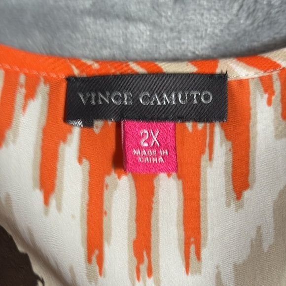 Vince Camuto blouse plus size 2x Orange and Cream flowy ponch style - Picture 2 of 12